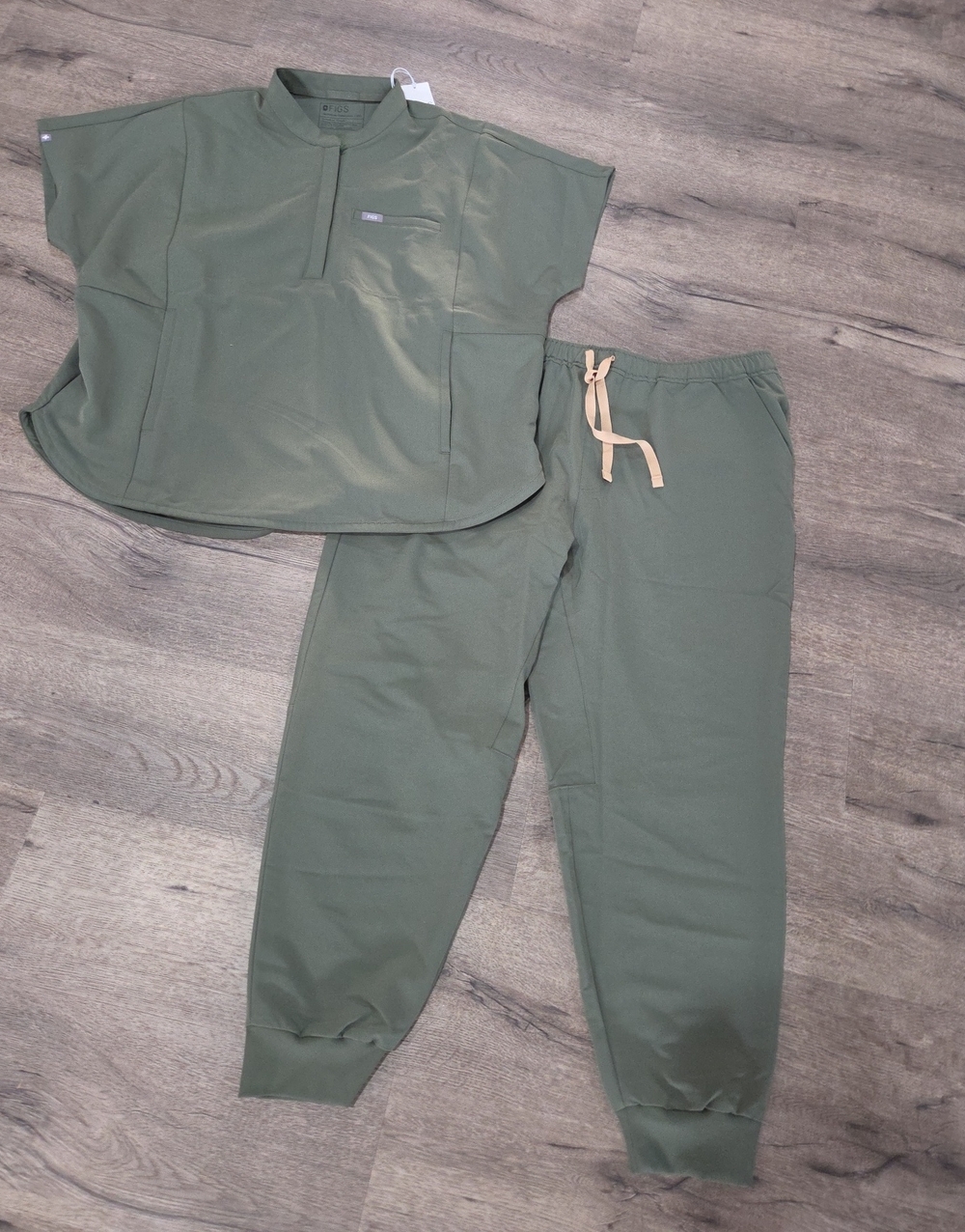 Men's Olive Green Jogger Pants with Montex top